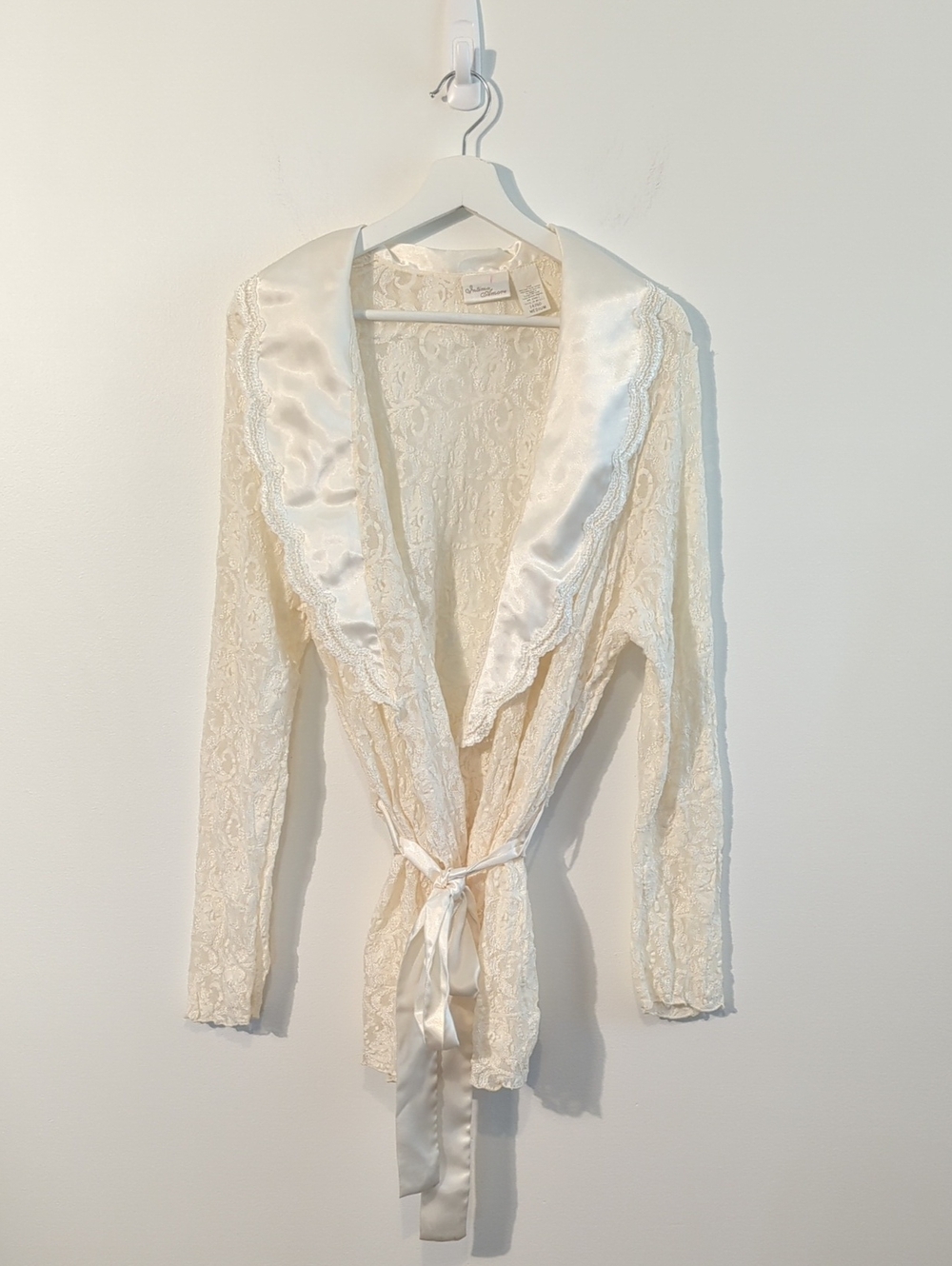 VINTAGE lace satin-trim robe cardigan wrap top - size small / medium